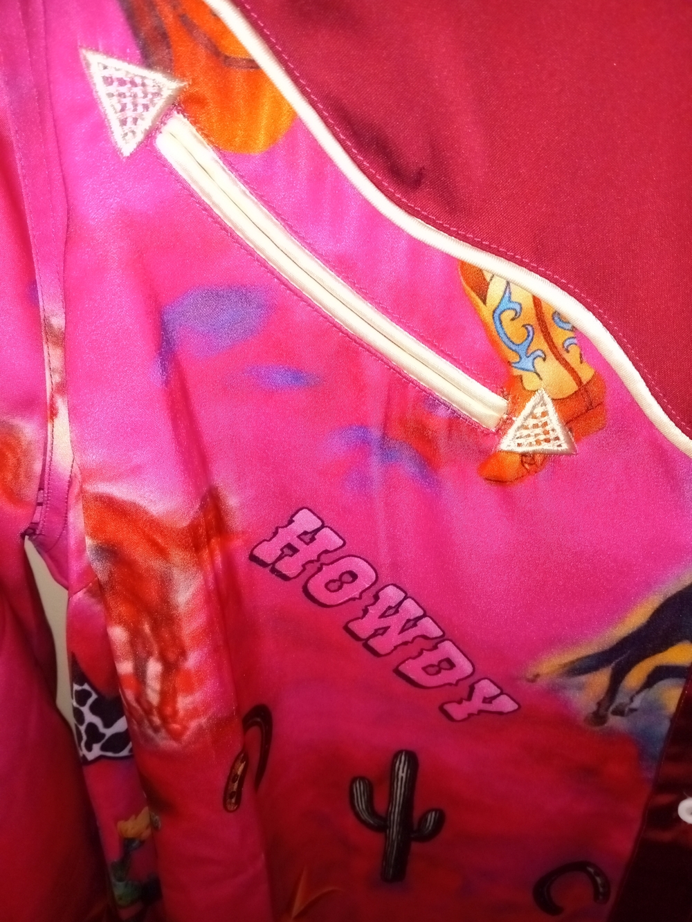 Rare Bird Women's Pink Western Button-Down Shirt - Picture 3 of 8